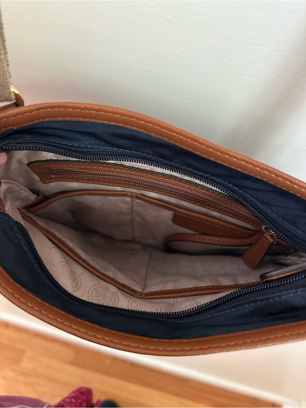 Michael Kors Navy Nylon Crossbody Bag Brown Trim Adjustable Strap - Picture 8 of 8